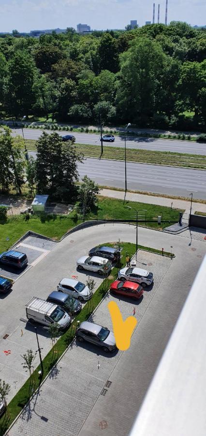 Apple - Mickiewicza Prywatne Miejsce Parkingowe Apartment Lodz (Lodz)